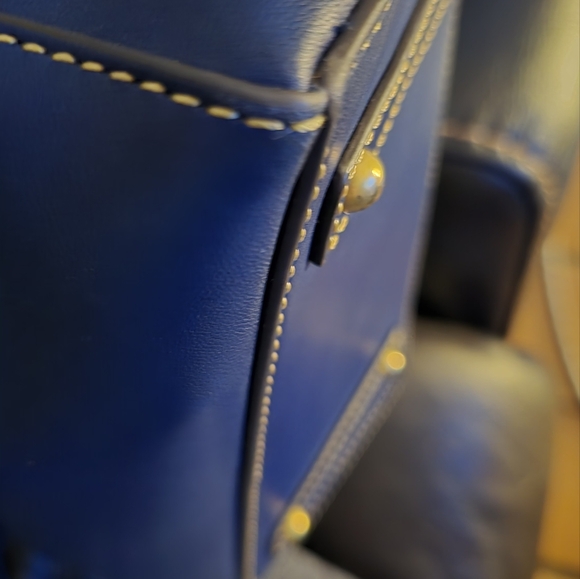 Dooney & Bourke purse - Picture 13 of 16